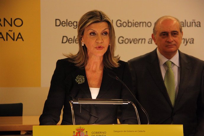 Llanos De Luna ,Delegada Del Gobierno Catalunya, Y El Ministro Jorge Fernández