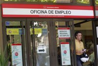 El 2011 dejó 5.116 parados en Cantabria, un 11,5% más, que eleva la cifra total a 49.273