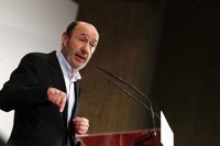 Economía/Paro.- Rubalcaba achaca el dato a la crisis de deuda y pide revisar los objetivos de ajuste de déficit