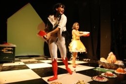 Escena De La Obra 'Dulce De Leche' De Miriñaque