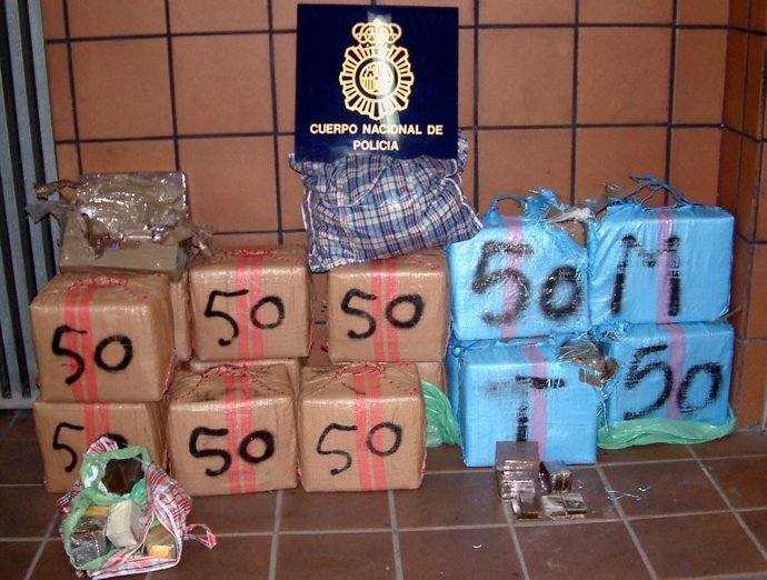 Hachís Intervenido A Una Red Internacional De Narcos