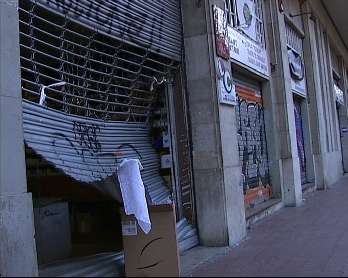 Alunizaje en un estanco en Barcelona