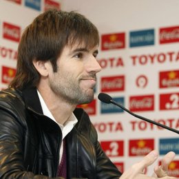 David Albelda, jugador del Valencia, en una rueda de prensa