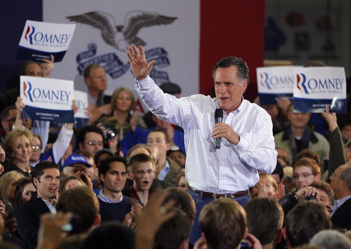 Precandidato Presidencial Republicano Estadounidense Mitt Romney 