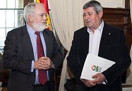 Ministro De Agricultura, Arias Cañete Y Secretario General De UPA  Lorenzo Ramos