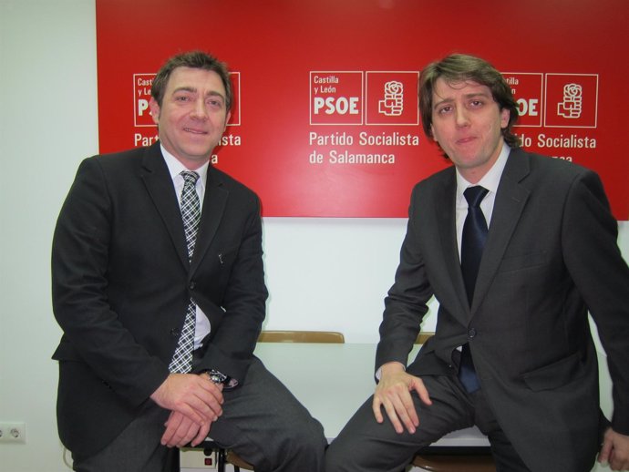 Los Socialistas Carlos Martínez Y Roberto Jiménez En El PSOE De Salamanca