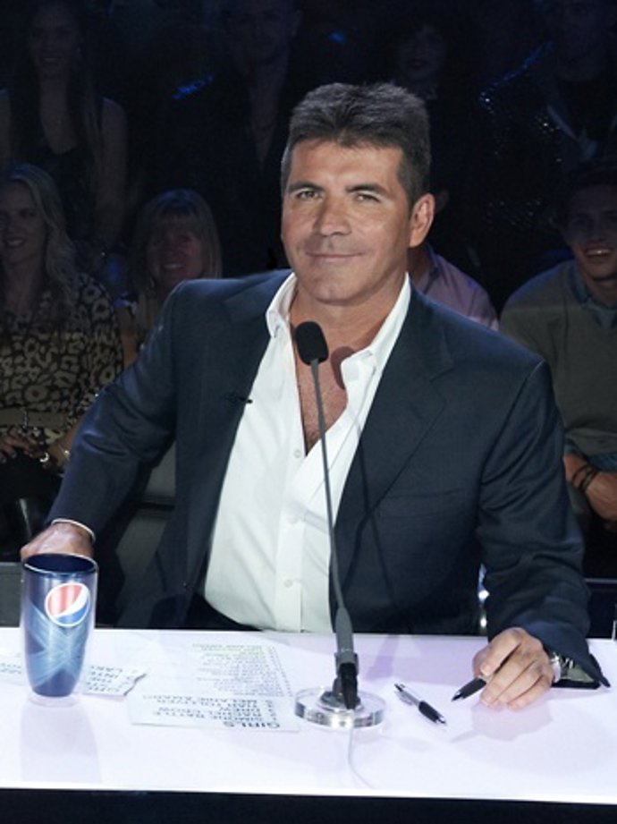 Simon Cowell En El Jurado De BritaninS Got Talent.