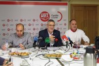 Prieto pide conocer las cuentas porque teme más recortes y lamenta que todo se centre en el "binomio déficit-deuda"