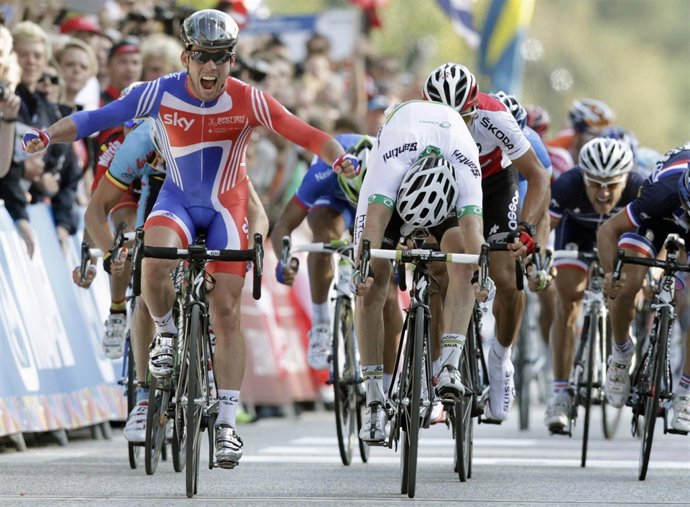 El Ciclista Británico Mark Cavendish Gana Con Autoridad El Mundial