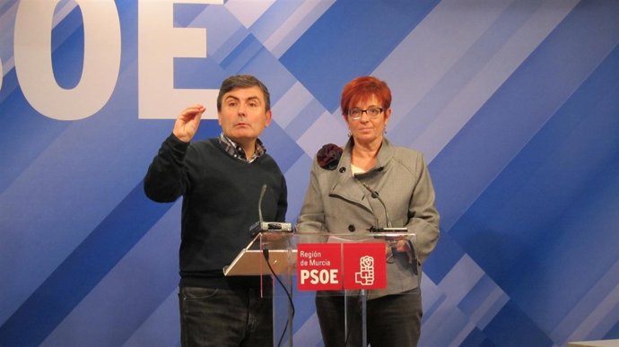 Pedro Saura Y Begoña García Retegui En Rueda De Prensa