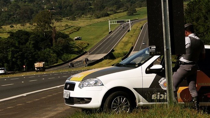 Recurso Policía Por Elbragon CC Flickr