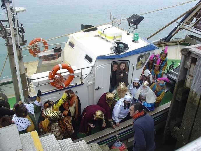 Llegada De Los Reyes Magos A Punta Umbría En 2011
