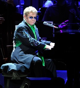 El cantante británico Elton John