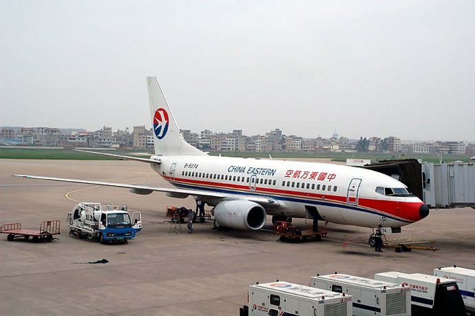 Una Mujer Da A Luz A Bordo De Una Avión De China Eastern