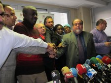 Asociaciones De Gitanos Y Senegaleses