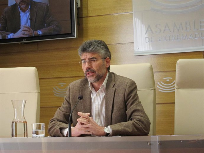 Valentín García