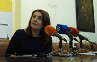 Crespo asegura que Aguayo "falta a la verdad" y le pregunta "de dónde ha sacado la cifra de 2.000 millones"