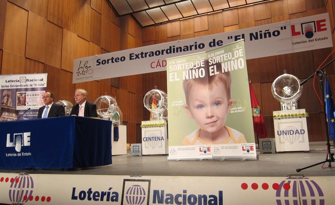 Presentación Del Sorteo De El Niño En Cádiz