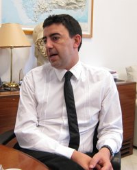 Jiménez (PSOE-A) descarta un salto a la dirección federal