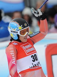 Suter gana el supergigante y Carolina Ruiz, vigesimosegunda