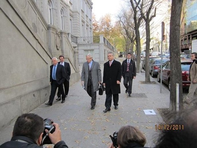 Baltasar Garzon Acudiendo Al Tribunal Supremo