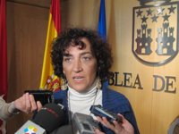 IU critica las políticas "contradictorias del PP en materia fiscal "que siempre meten la tijera a los salarios medios"