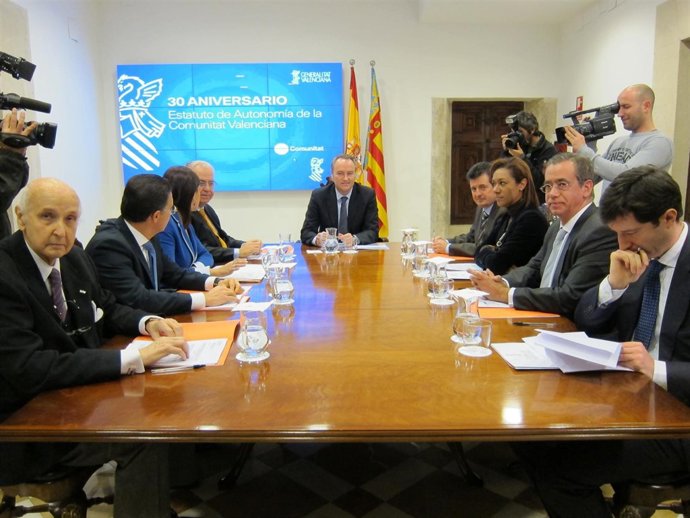 Reunión De La Comisión De Conmemoración Del  Estatut 