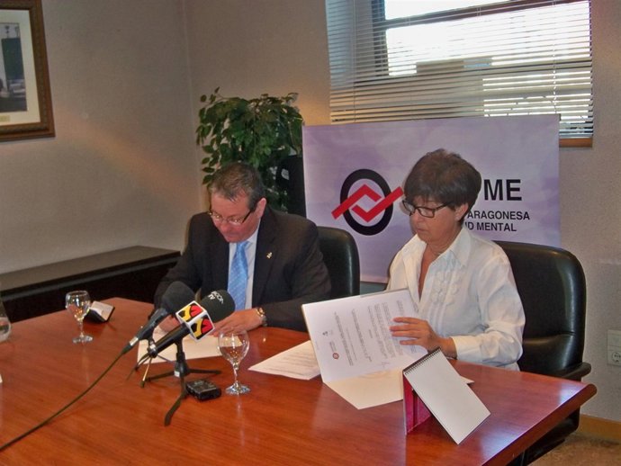 Salvador Macías Y Carmen Monreal