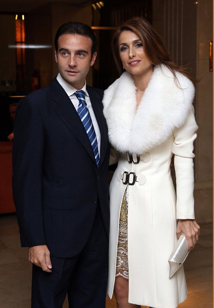 Paloma Cuevas Y Enrique Ponce