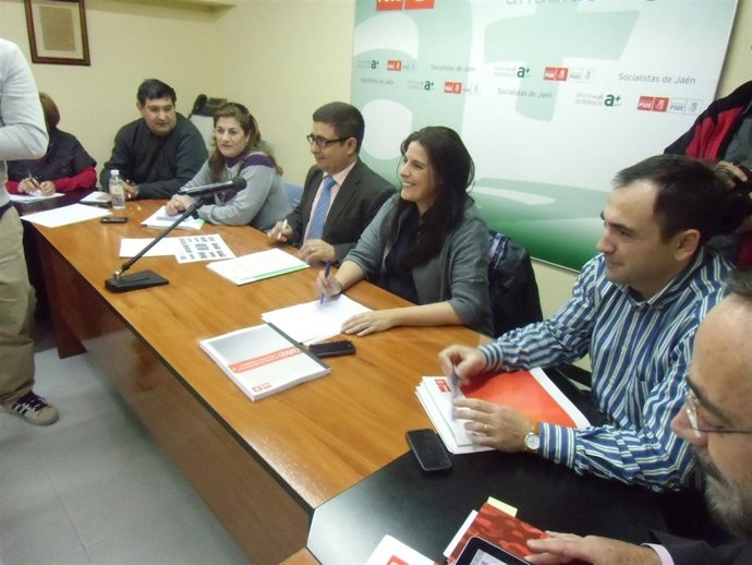 Reyes (C) Preside La Constitución Del Comité Electoral Provincial.