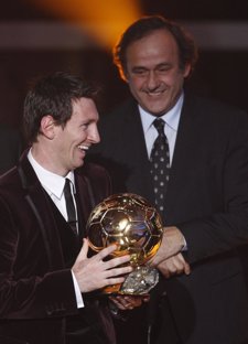 Messi Gana El Balón De Oro 2011