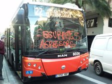 Autobús Con Pintadas   