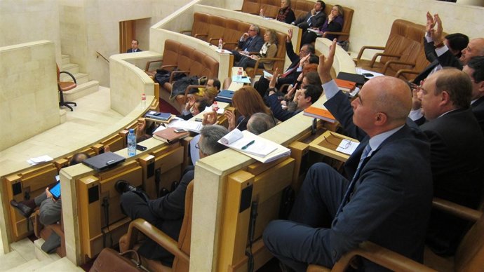 La Reforma Salió Adelante Con Los Votos Del PP