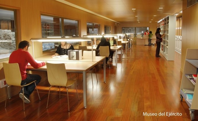 Biblioteca Del Museo Del Ejército
