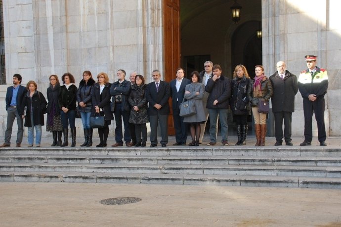 Concentración De Rechazo Al Crimen De Tarragona