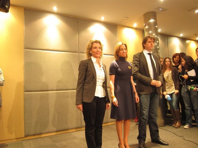 Aina Calvo Junto A Carme Chacón