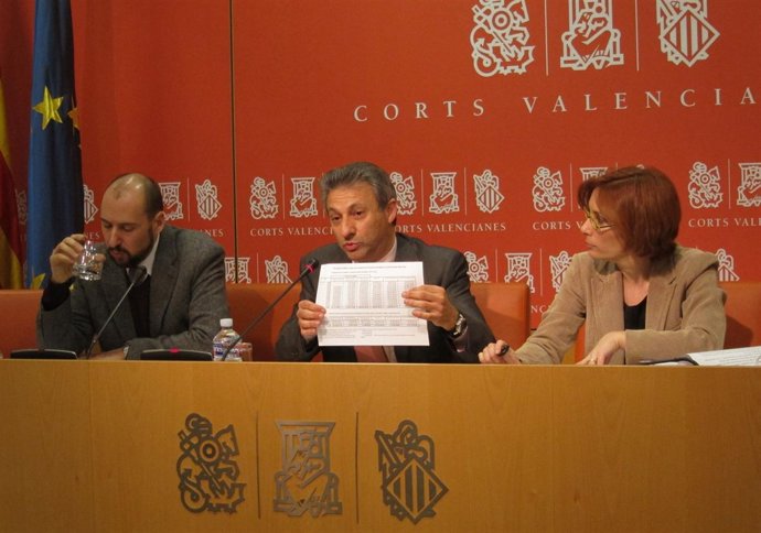 Josep Moreno, Francisco Toledo Y Eva Martínez En Rueda De Prensa.