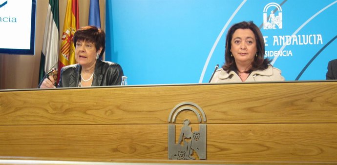 La Consejera De Obras Públicas Y La Consejera De La Presidencia