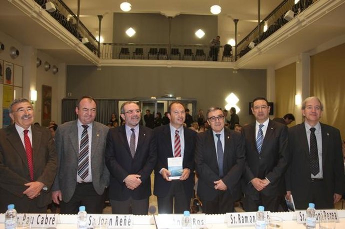 Presentación Del Libro De O.Balaguer 'Catalunya, Más Allá De Las Nubes'