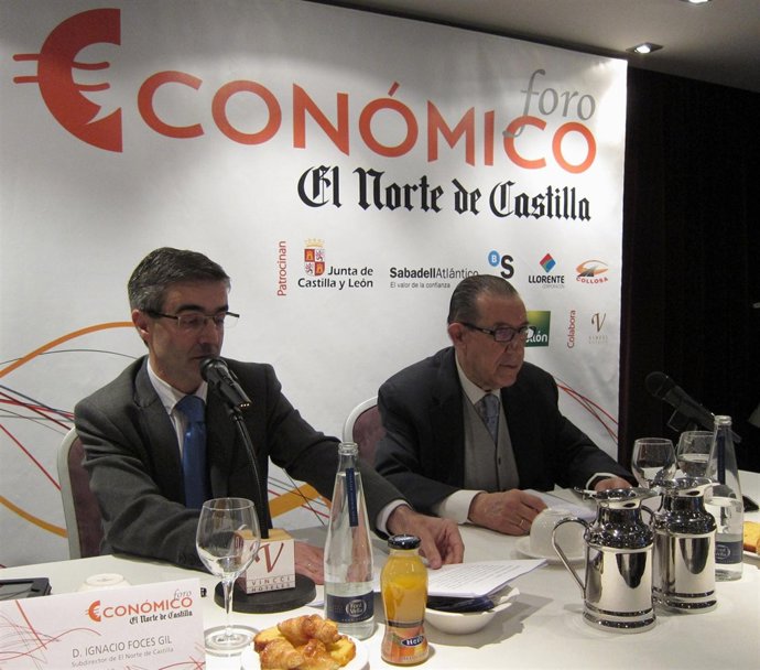 Ignacio Foces Junto Al Consejero Del Tribunal De Cuentas Juan Vela