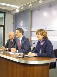 López estudia aprobar recargos en algunos impuestos para aumentar los ingresos