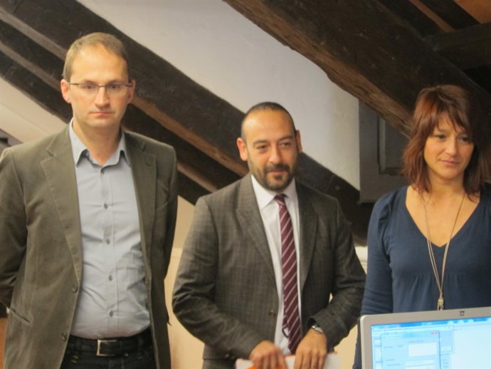 Joan Herrera (ICV), Jordi Cañas (C's) Y Laia Bonet (PSC)