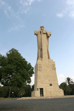 Monumento a Colón en Huelva