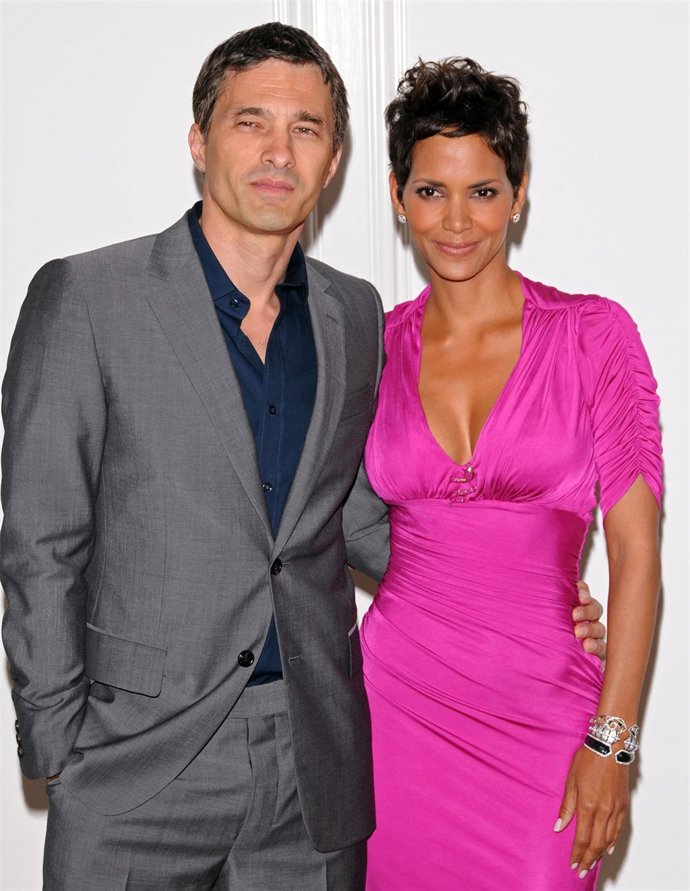 Halle Berry Y Olivier Martinez En Un Photocall