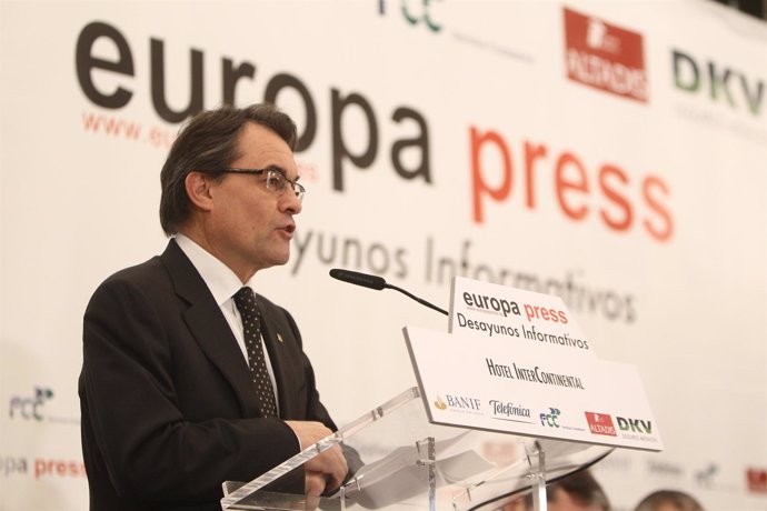Artur Mas En Los Desayunos De Europa Press