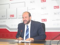 PSOE C-LM dice que la reunión de Montoro con los consejeros de Economía "ha sido más de cara a la galería que de fondo"