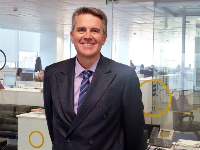 Neil Stewart, Director Corporativo Financiero Y Actuarial De Aviva