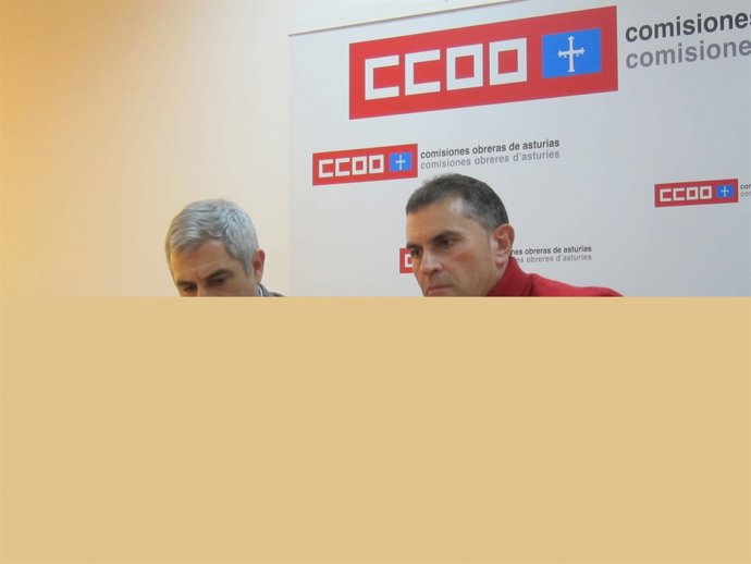 Gaspar Llamazares (IU) Y Maximino García (CCOO)