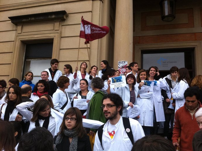 Huelga De Médicos En El Hospital Vall D'hebron De Barcelona