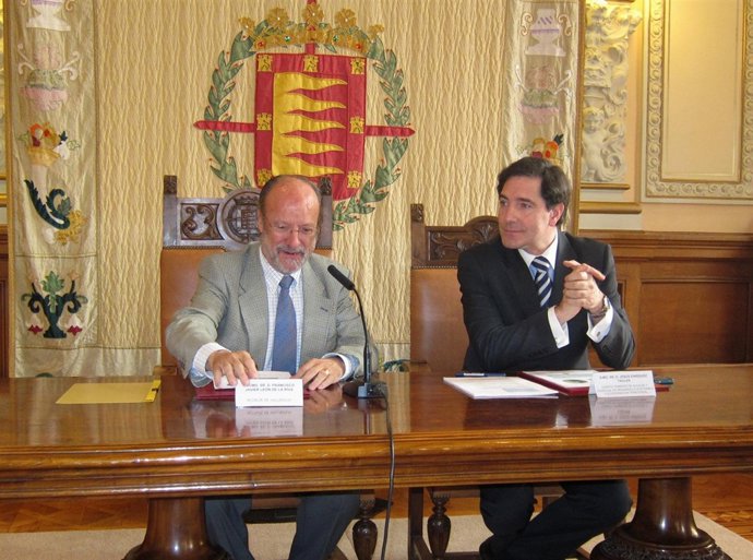 El Alcalde De Valladolid Y El Concejal De Desarrollo Sostenible
